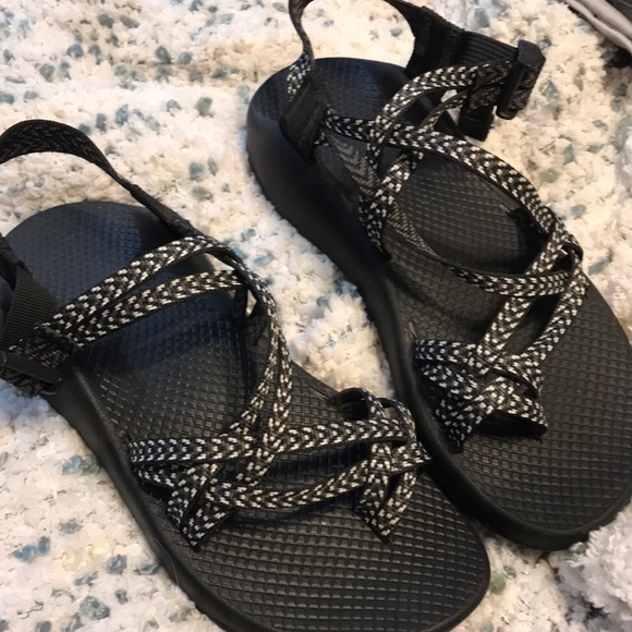 fusion rose chacos